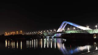 'Green' lights brighten up Shaikh Zayed Bridge